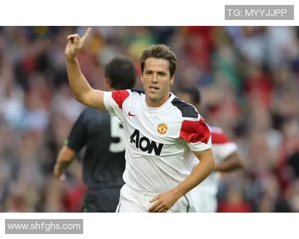 专属动作成就传奇足球明星背后的独特风格与魅力分析